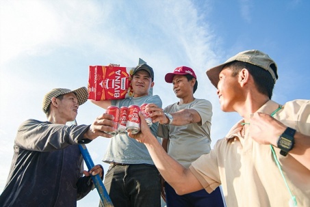 Trao “lộc biển”, Bivina cùng dân miền biển vững vàng trên hành trình mới