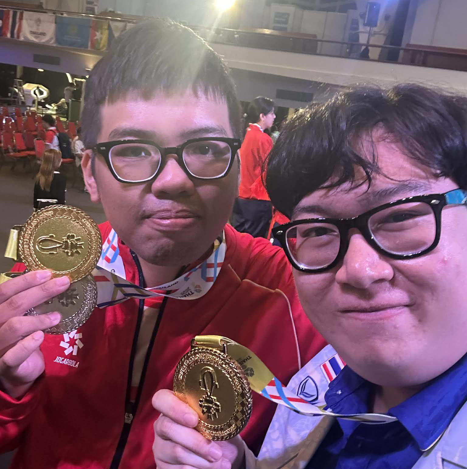 Trường Giang tự hào vì đã mang 2 tấm huy chương cho thể thao nước nhà