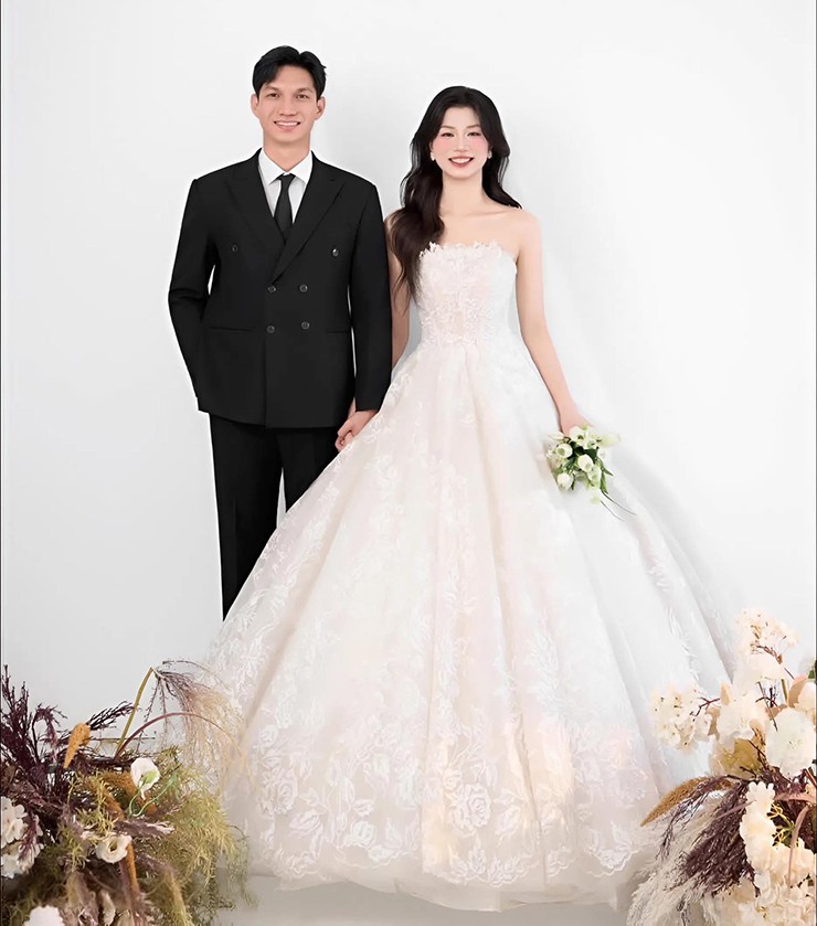 Phụ công Phạm Thị Hiền lên xe hoa