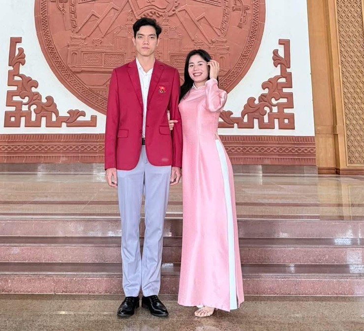 Hình ảnh mới nhất của Bích Tuyền