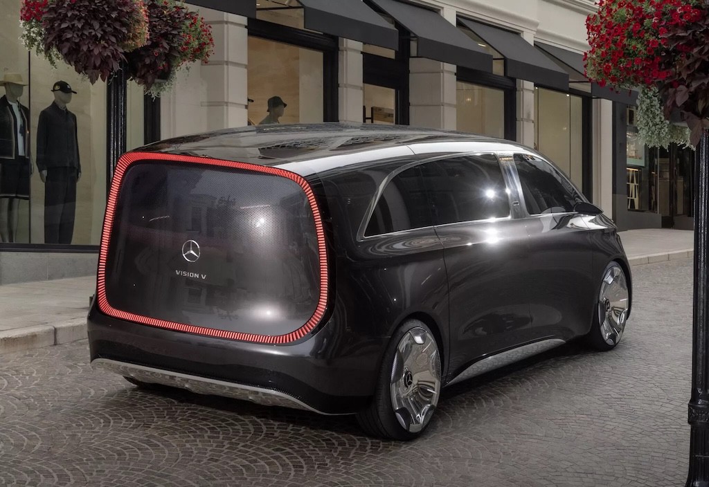 Mẫu xe MPV ý tưởng vừa được Mercedes-Benz trình làng thời gian gần đây.