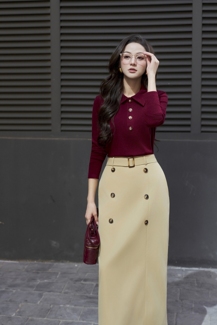 Mix đồ công sở dễ ứng dụng với hai màu đỏ - be hot trend - 10