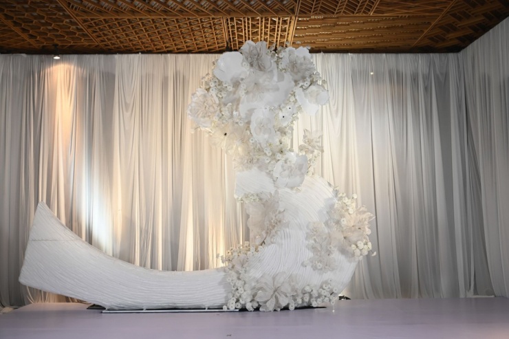 Tiệc cưới 'cánh đồng hoa' của Đoàn Minh Tài - Sunny Đan Ngọc - 7