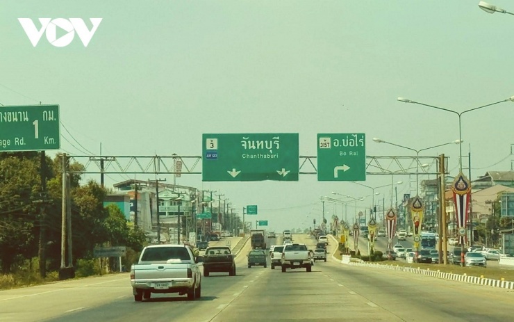 Biển chỉ dẫn tới Chanthanburi.