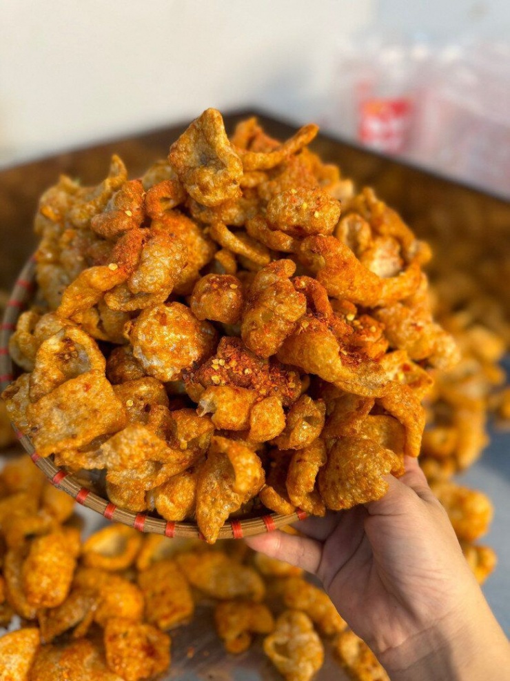 Món "nhà nghèo" xưa ăn đến chán ngán, nay thành đặc sản khoái khẩu người thành phố ưa chuộng, giá 400.000 đồng/kg - 2