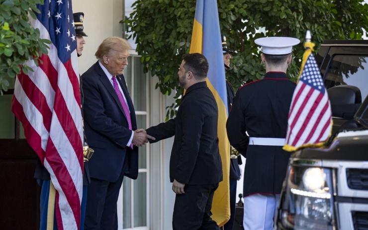 Hai tổng thống Donald Trump của Mỹ và Volodymyr Zelensky của Ukraine trong một cuộc gặp gỡ tại Nhà Trắng hồi tháng 10/2025. Ảnh: Nhà Trắng.