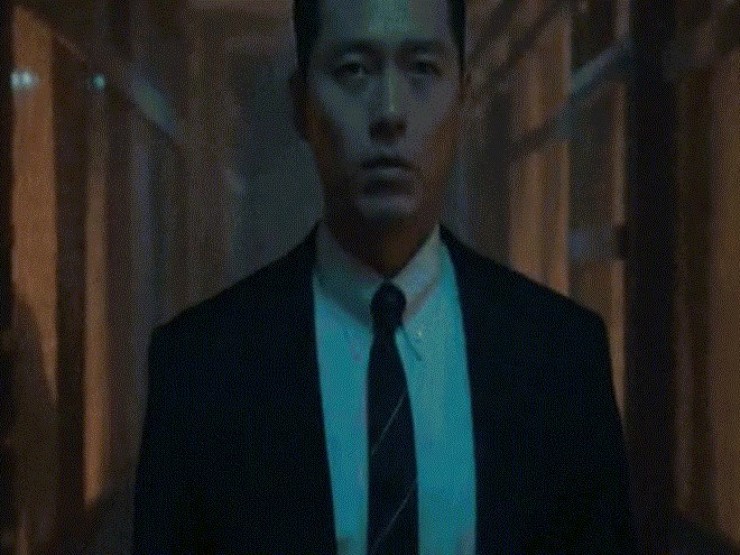 Hyun Bin hai mặt