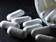 Bé gái suýt chết do uống 8 viên paracetamol chữa đau đầu