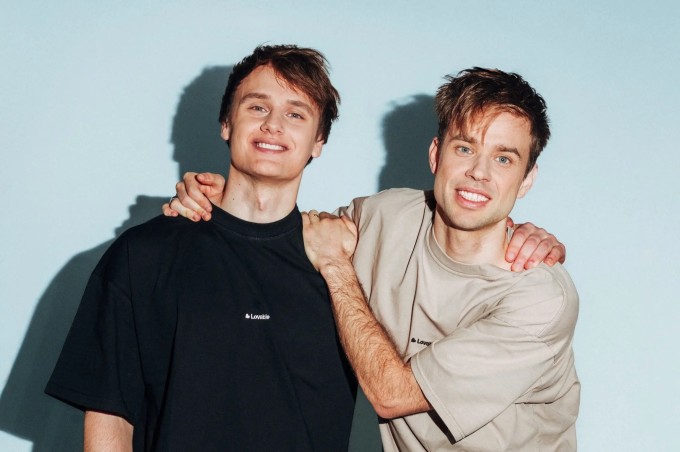 Hai nhà đồng sáng lập Lovable Fabian Hedin (áo đen) và Anton Osika. Ảnh: Lovable