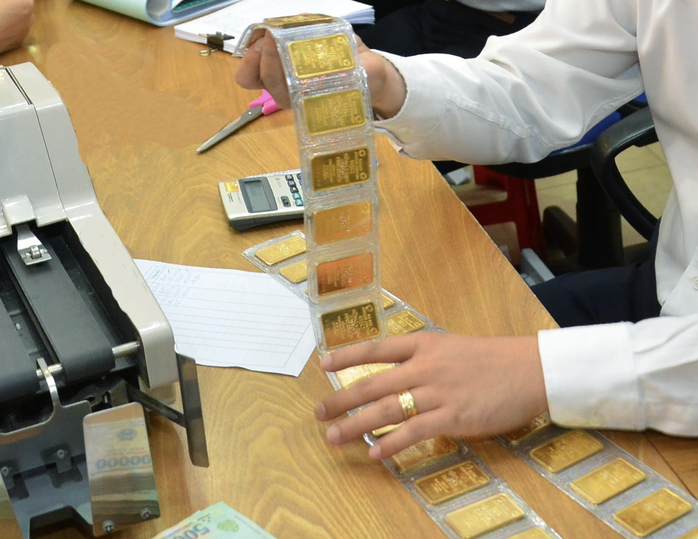 Giá vàng hôm nay 26-12: Vàng miếng SJC, vàng nhẫn tăng trở lại - 1