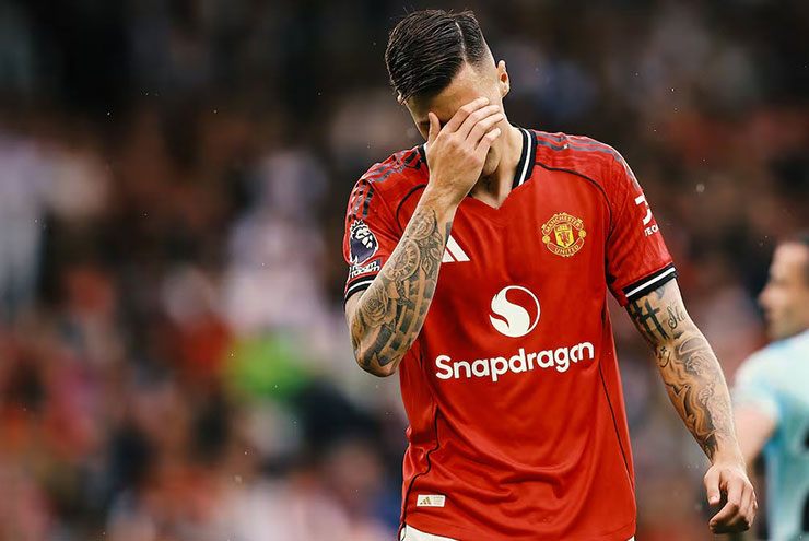 Sesko ghi chỉ 2 bàn ở Premier League từ đầu mùa cho MU