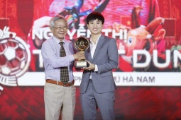 Trực tiếp trao giải QBV Việt Nam 2025: Tuyết Dung nhận giải thưởng Cống hiến