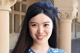 Bỏ học tiến sĩ Stanford, thiên tài toán học Carina Hong gây chấn động giới AI