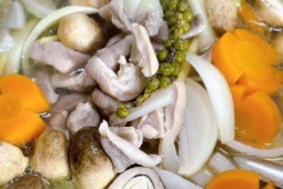 Bộ phận độc nhất vô nhị của con heo, bổ bằng 10 vị thuốc, đem hầm với tiêu xanh thành món ngon đại bổ