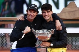 Nóng nhất thể thao sáng 26/12: HLV Ferrero lần đầu lên tiếng sau khi chia tay Alcaraz