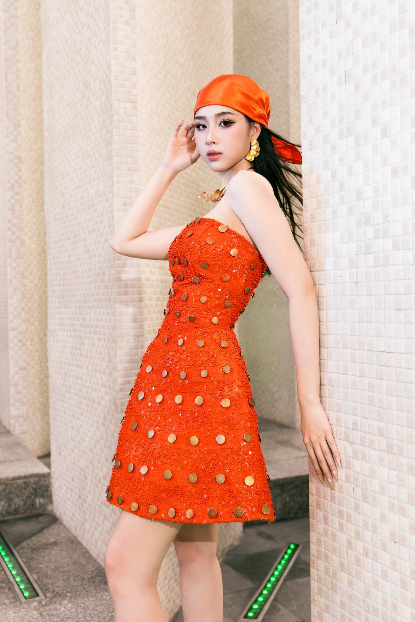 Chia sẻ khi lọt Top 50 Miss World Vietnam 2025, Ngô Hiền bày tỏ đây là một niềm vinh dự lớn trên con đường chinh phục vương miện. Trước đó, cô từng giành Nữ sinh thanh lịch FPT Polytechnic 2024.&nbsp;