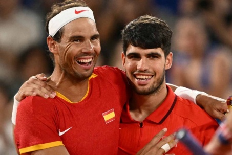 Nóng nhất thể thao sáng 26/12: Alcaraz muốn tặng Nadal một chai rượu ngon