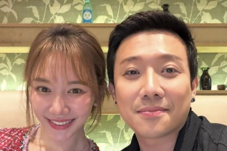 Trấn Thành gây chú ý khi nói 'gia hạn hợp đồng' với Hari Won