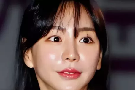 Chân dung tiểu thư tài phiệt bị bắt