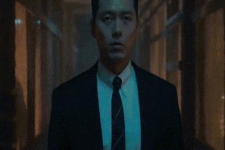Hyun Bin hai mặt