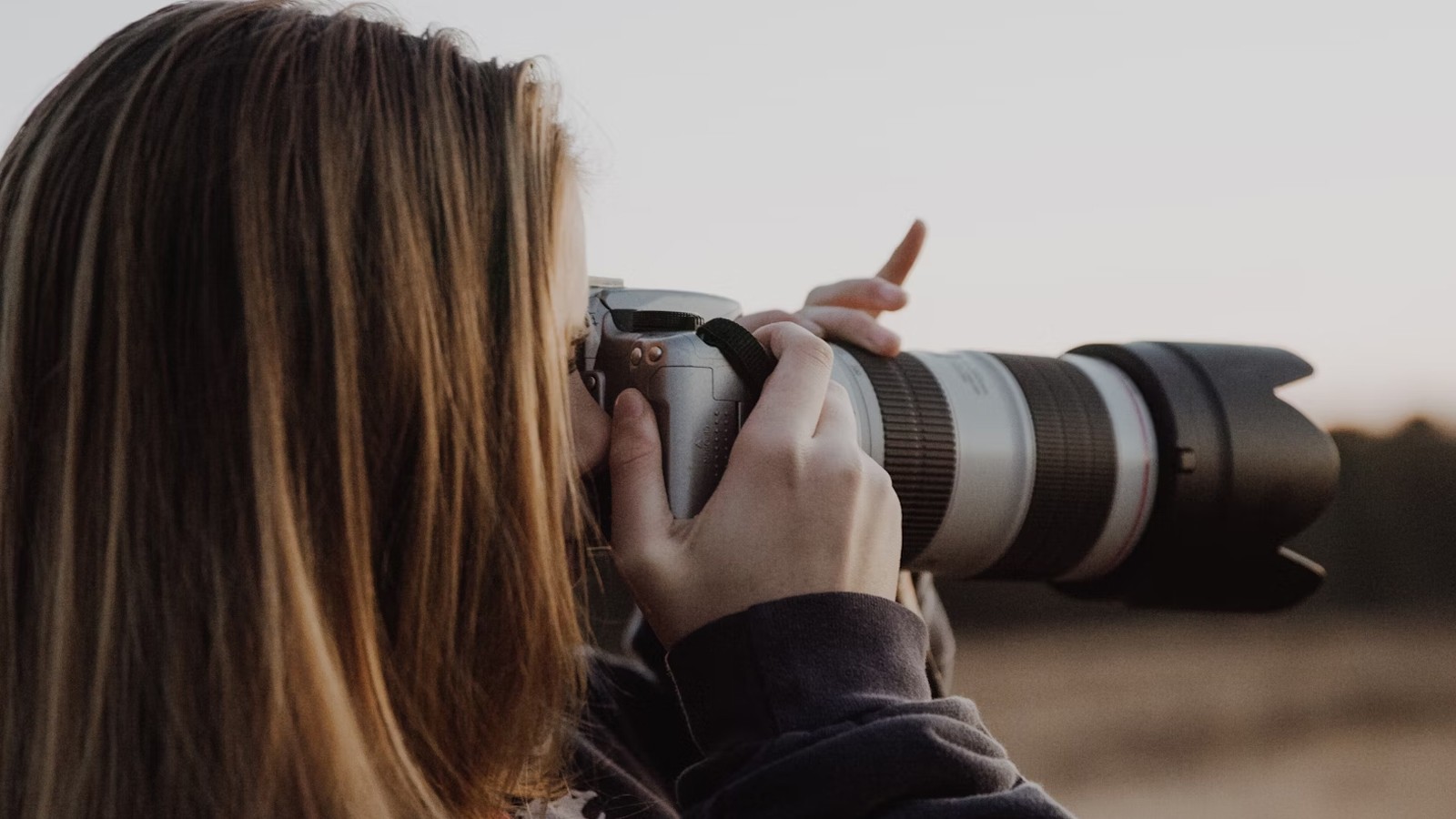 Khoảnh khắc các người đẹp khiến anh em phải giật mình - 11