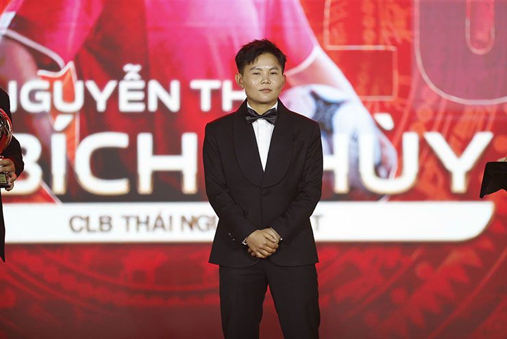 Lễ trao giải QBV Việt Nam 2025: Hoàng Đức đoạt Quả bóng Vàng nam - 2