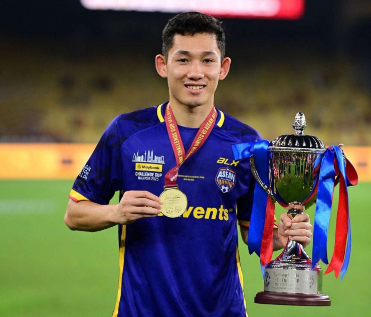 Năm 2015, Nguyễn Hai Long hồi hương khoác áo đội trẻ Than Quảng Ninh. Ảnh: FBNV.