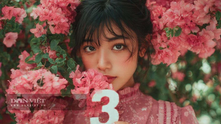 Con số may mắn hôm nay 27/12 của con giáp tuổi Ngọ: 3 và 7. Màu sắc may mắn: Hồng và đỏ