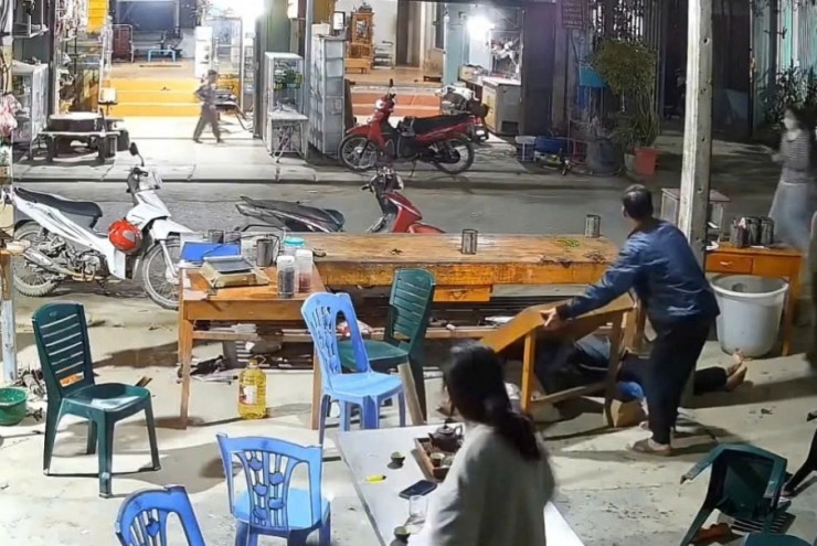 Điều tra nguyên nhân vụ vợ đâm chồng tử vong ở Lào Cai