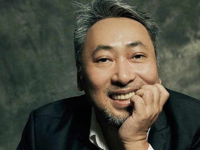 Đạo diễn Quang Dũng gây tranh luận khi tuyển trợ lý không lương