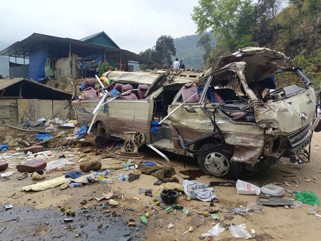 Hiện trường vụ tai nạn 'thảm khốc' ở Lào Cai khiến 8 người tử vong - 5