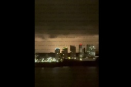 Nga tung đòn tấn công dữ dội, thủ đô Ukraine rung chuyển