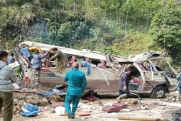 Hiện trường vụ tai nạn 'thảm khốc' ở Lào Cai khiến 8 người tử vong