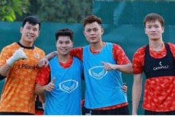 Khi Đức Chiến “đá bóng” trên… mạng xã hội