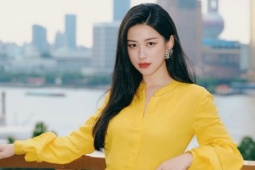 'Công chúa Bắc Kinh' Chu Châu giữ dáng thon gọn ở tuổi 41