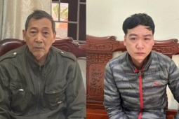 Tạm giữ hình sự 2 bố con xua chó dữ tấn công người vô tội