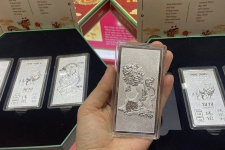 Giá bạc hôm nay (27/12): Thị trường mở phiên cuối tuần bật tăng thêm 170.000 đồng/lượng, giá trong nước vượt mốc 81,9 triệu đồng/kg