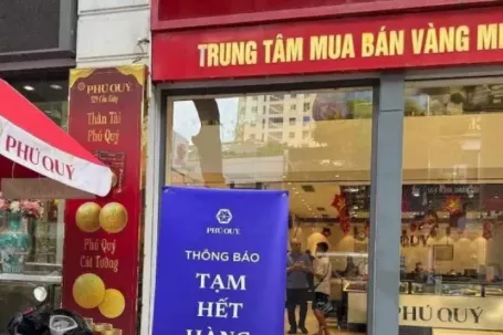 Giá bạc tăng tới 169%/năm, điều gì đang xảy ra?