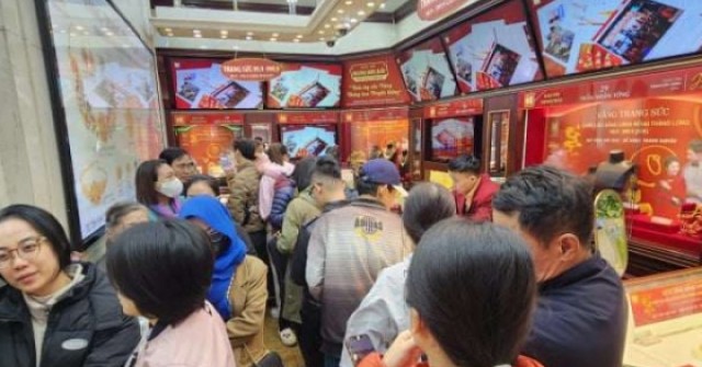 Giá vàng hôm nay mới nhất (27/12): Vàng nhẫn tă...