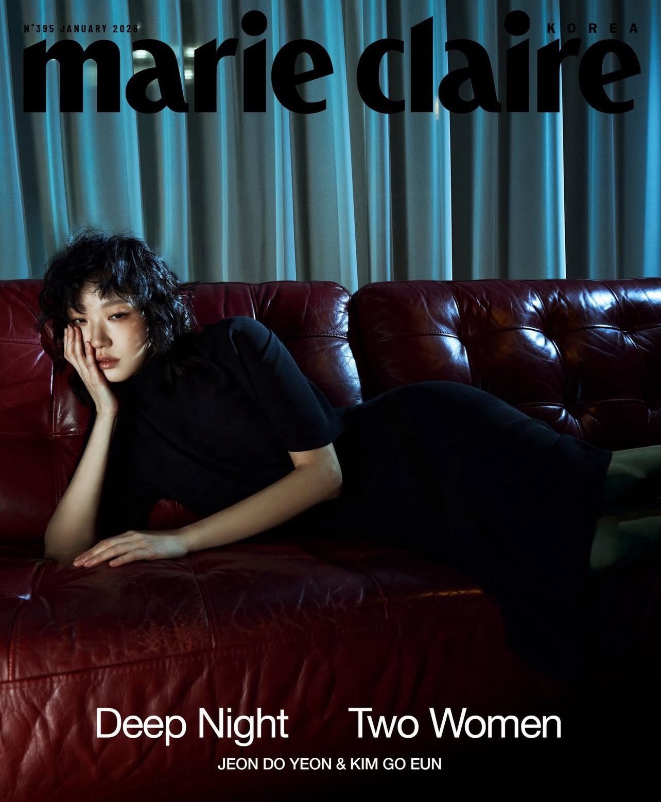 Với thông điệp "Deep Night, Two Women", bức ảnh trở thành tuyên ngôn phụ nữ trong đêm tối không cần được cứu rỗi, bởi họ chính là người cầm lái câu chuyện của mình.