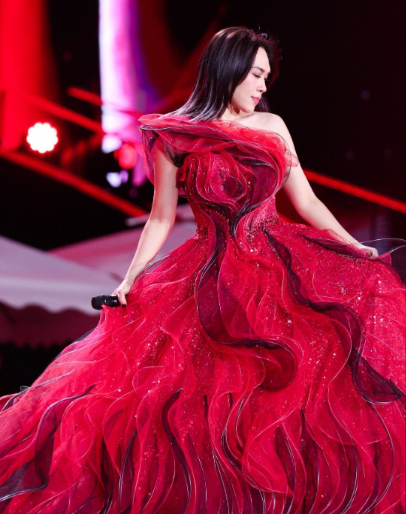 Âm nhạc của Mỹ Tâm ngày càng sâu sắc.