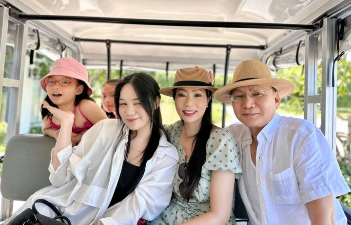 Tổ ấm viên mãn của nữ nghệ sĩ.