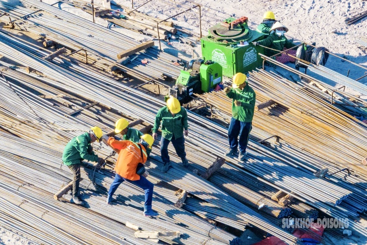 Theo báo cáo, tiến độ chung của dự án Nhà hát đa năng thời điểm này đã đạt 34%. Trong đó phần móng được 100%, phần thô 25,5%.