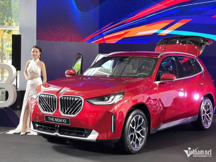 BMW X3 thế hệ mới đang được giảm giá 150 triệu đồng. Ảnh: Hoàng Hiệp