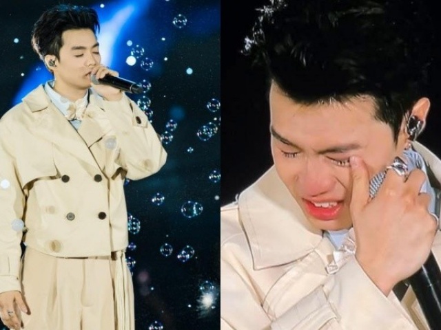 Rapper Negav khóc trước khán giả