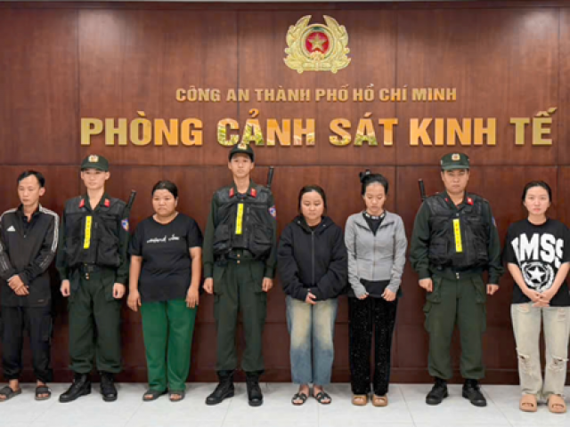 Bắt tạm giam nhóm đối tượng sản xuất dầu gió giả bằng hóa chất