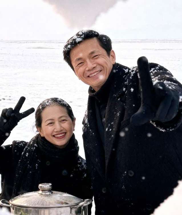 Hiện tại Nghệ sĩ Nhân dân Trung Anh đang hóa thân vào nhân vật ông Sách - Phó Bí thư thường trực tỉnh Việt Đông trong phim Lằn ranh trên VTV1.