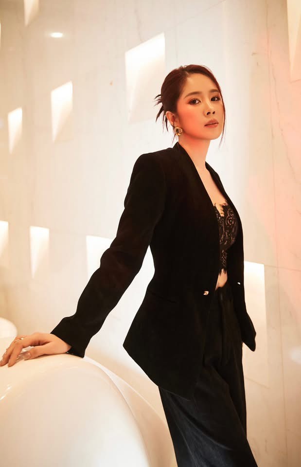 Lê Phương thăng hạng nhan sắc sau khi giảm 30kg - 11