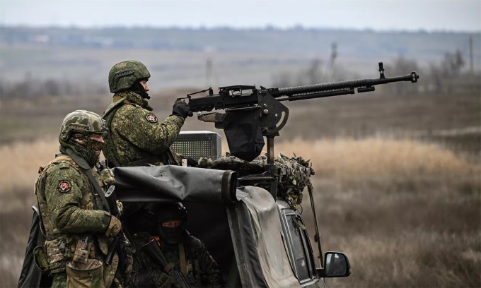 Quân nhân Nga tại thao trường trên tiền tuyến ngày 8/12. Ảnh: RIA Novosti