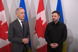 Trên đường đến Mỹ, tổng thống Ukraine nhận “tin vui”